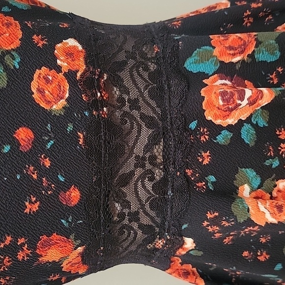 Wild Daisy Size M Tank Dress with lace waistband.  New Condition. - Picture 3 of 6